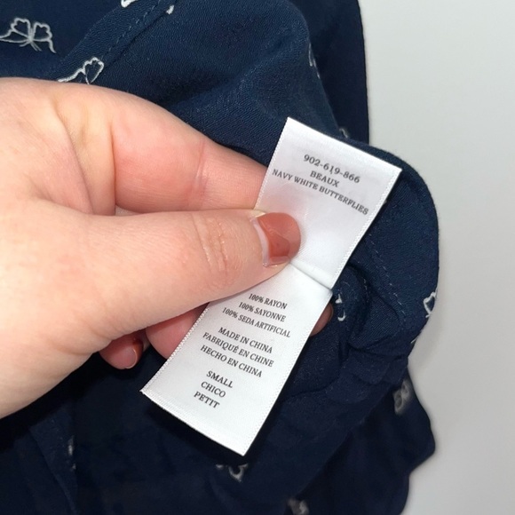 RAILS NWT Navy Blue & White Beaux Butterflies Long Sleeve Blouse in Size Small - Picture 10 of 12